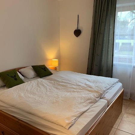 Ferienwohnung Theresa 프리엔암치엠시 외부 사진